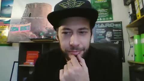 leonidascum online show from December 23, 2025, 10:13 am