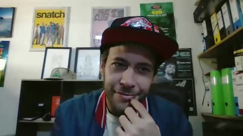 Snapshot of leonidascum chatting on February 12, 2026, 12:11 pm leonidascum online show from February 12, 2026, 12:11 pm