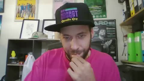 leonidascum online show from May 28, 2026, 12:02 pm