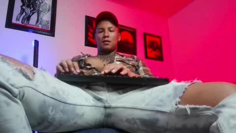 Lenardo jaramillo online show from October 16, 2025, 10:38 am