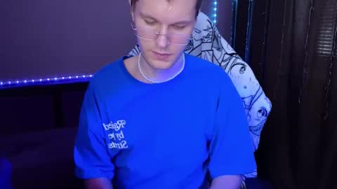 Leon online show from January 10, 2025, 5:47 am