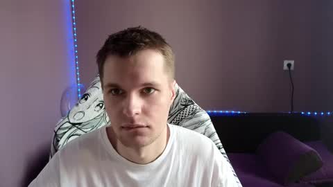 Leon online show from March 6, 2025, 6:52 am