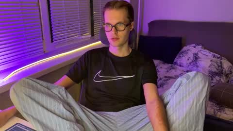 Leon online show from February 2, 2026, 4:38 pm