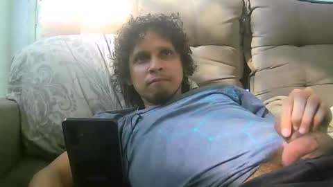 leonnxv online show from March 5, 2025, 11:17 am