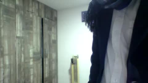 leonoirneo online show from January 9, 2026, 5:21 am