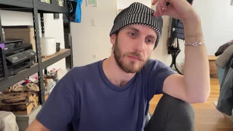 Leon online show from February 17, 2025, 2:59 pm