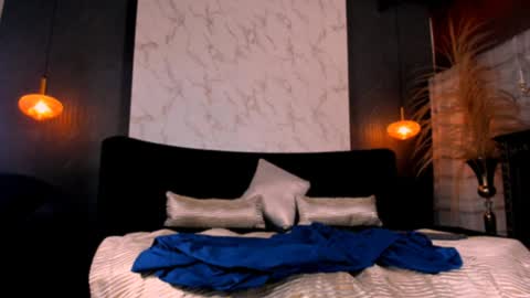 Snapshot of leosalvatore_ chatting on January 23, 2025, 2:23 am Leo Salvatore online show from January 23, 2025, 2:23 am