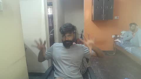 Snapshot of leosbroad chatting on February 16, 2025, 3:15 am Leo online show from February 16, 2025, 3:15 am