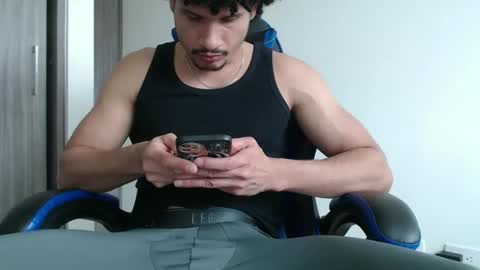 leostorm25 online show from October 24, 2025, 6:59 pm