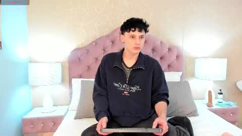 LephyStar online show from June 15, 2026, 4:15 am