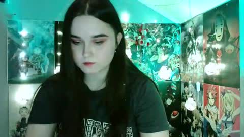 little secret online show from December 14, 2024, 10:24 am