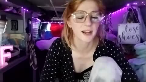 LesleyGumGrass- The Boring Trans girl online show from February 23, 2025, 7:07 pm