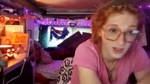 LesleyGumGrass- The Boring Trans girl online show from September 19, 2025, 8:09 pm
