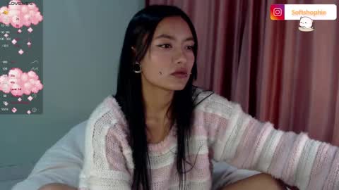 Snapshot of leslie__anderson chatting on December 6, 2024, 6:04 am Leslie online show from December 6, 2024, 6:04 am