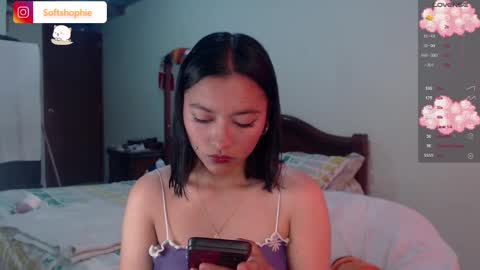 Snapshot of leslie__anderson chatting on February 12, 2025, 8:50 pm Leslie online show from February 12, 2025, 8:50 pm