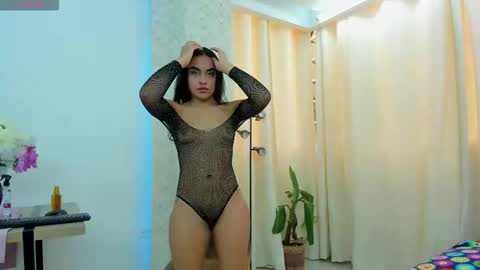 LeslieBush online show from November 6, 2025, 12:39 pm