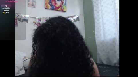 lesly online show from October 6, 2025, 9:34 pm
