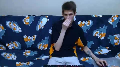 lester_broo online show from June 21, 2026, 8:11 pm