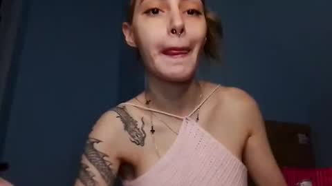 lesyawhite online show from November 17, 2025, 12:22 pm