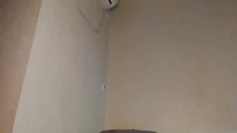 lesyawhite online show from November 30, 2025, 4:44 pm