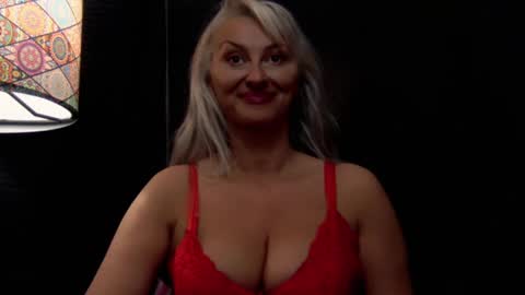 leticiareys online show from April 29, 2026, 12:53 pm