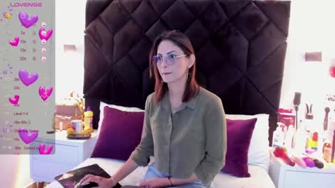 Snapshot of letiziia_sky chatting on February 18, 2025, 8:25 pm letiziia online show from February 18, 2025, 8:25 pm