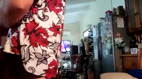 Snapshot of letsrockon chatting on December 20, 2025, 4:41 am Lets Rock online show from December 20, 2025, 4:41 am