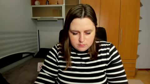 Naomi online show from May 15, 2026, 5:58 am