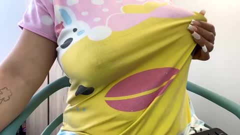 Snapshot of lety_hot chatting on December 9, 2024, 2:17 pm lety hot online show from December 9, 2024, 2:17 pm