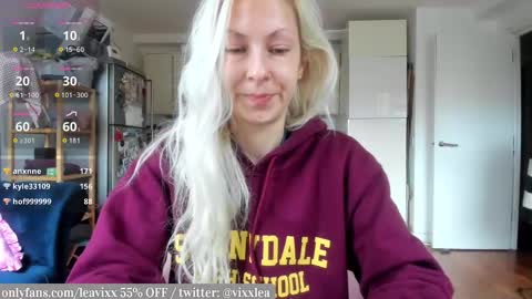 Snapshot of leusee chatting on March 1, 2026, 11:34 am LeaVixx online show from March 1, 2026, 11:34 am