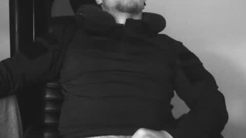 lev1ngston online show from September 30, 2025, 7:46 am