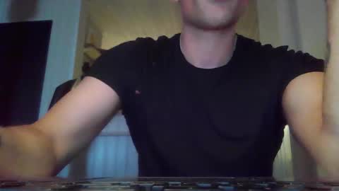 levaithen369 online show from January 16, 2026, 8:35 pm