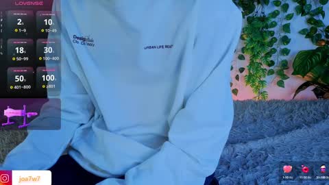 Levi  online show from September 16, 2025, 2:51 pm