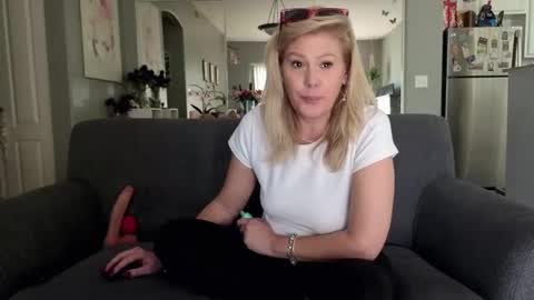 Snapshot of lexi_shocker chatting on November 23, 2025, 9:14 pm Lexi online show from November 23, 2025, 9:14 pm