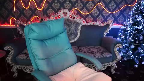 lexi_si online show from January 6, 2025, 8:28 pm