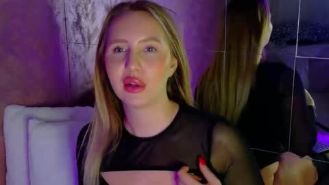 Snapshot of lexi_u_ chatting on November 3, 2025, 5:20 am LEXXY online show from November 3, 2025, 5:20 am