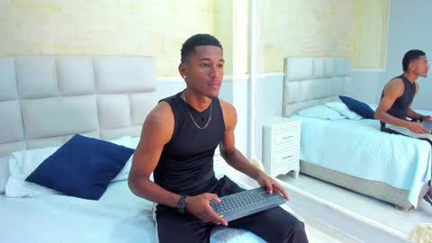 Snapshot of lexianddeker chatting on September 20, 2025, 7:37 pm Lexi Derek online show from September 20, 2025, 7:37 pm