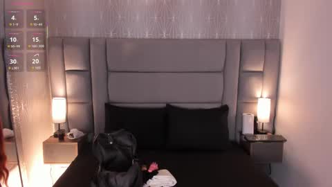 Snapshot of lexiee__ chatting on November 20, 2025, 11:43 am lexiee__ online show from November 20, 2025, 11:43 am