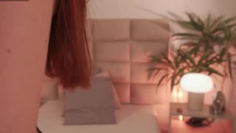 Lexie  online show from February 20, 2026, 12:05 pm