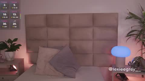 Lexie  online show from March 18, 2026, 11:46 am