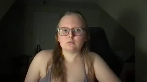 Snapshot of lexielilacs chatting on February 9, 2025, 1:00 am lexie online show from February 9, 2025, 1:00 am