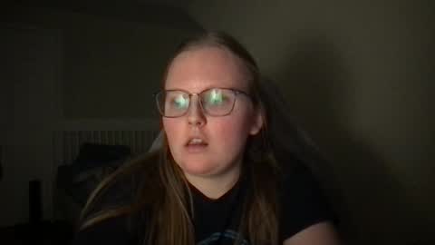 Snapshot of lexielilacs chatting on February 20, 2025, 11:32 pm lexie online show from February 20, 2025, 11:32 pm