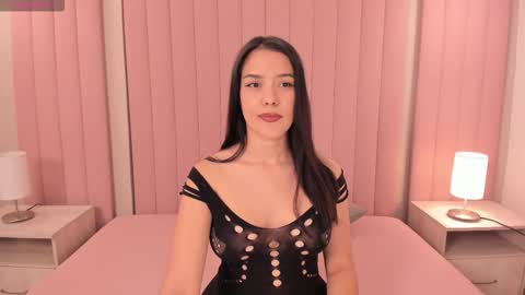 Lexie Thompson  online show from February 23, 2026, 12:13 pm