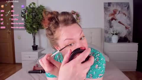 Lexi online show from June 5, 2026, 5:58 am