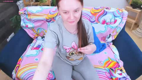 Lexi online show from May 14, 2026, 6:42 am