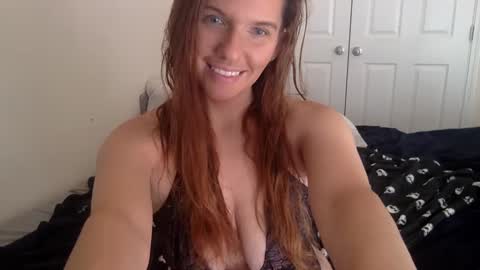 Snapshot of lexiial0 chatting on January 28, 2025, 5:35 pm Alexia L. online show from January 28, 2025, 5:35 pm