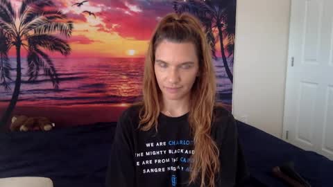 Snapshot of lexiial0 chatting on September 18, 2025, 3:03 pm Alexia L. online show from September 18, 2025, 3:03 pm