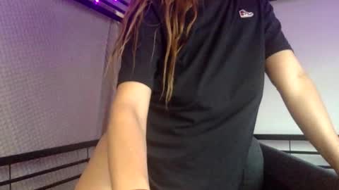 Snapshot of lexiial0 chatting on July 19, 2026, 2:21 pm Alexia L. online show from July 19, 2026, 2:21 pm