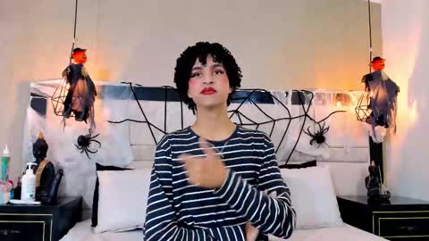 LexiiBoling online show from October 16, 2025, 12:39 pm