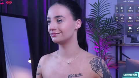 LexiiDarling online show from September 25, 2025, 4:43 pm